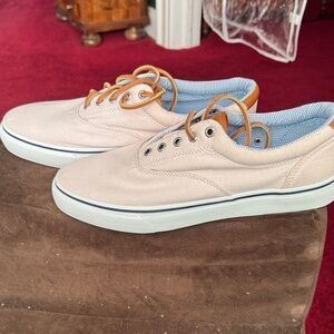 Sperry Striper II CVO, Men's, size 1, Cream and Brown sneakers Shoes